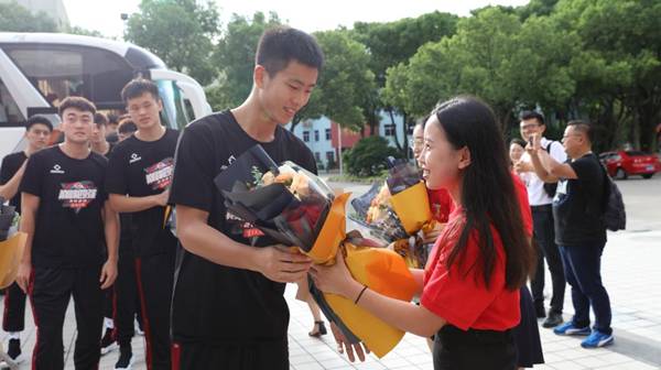 https://www.nbu.edu.cn/__local/F/8C/5F/E8048CC56A7D73BDB53E6196904_B2E642A2_13376.jpg